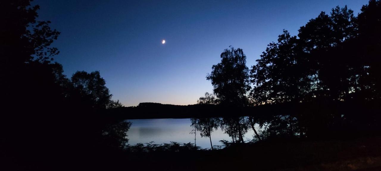 Vila Le Pas Du Loup Royere-de-Vassiviere Exteriér fotografie