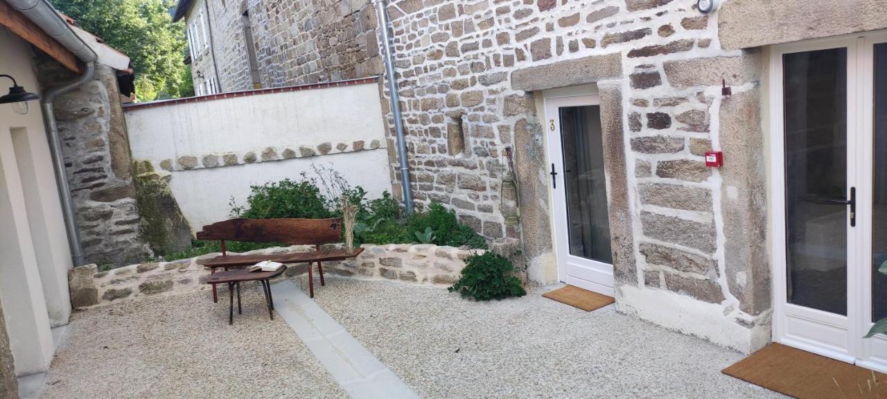 Vila Le Pas Du Loup Royere-de-Vassiviere Exteriér fotografie